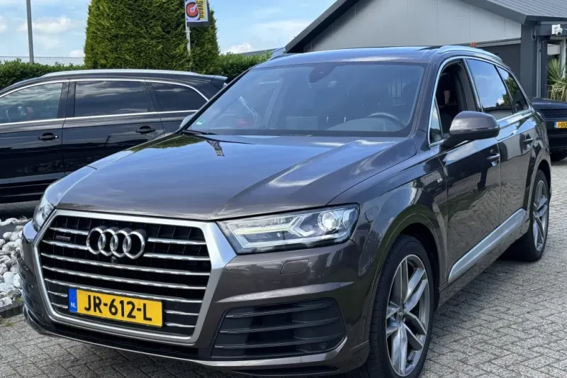 Audi Q7 (2016)