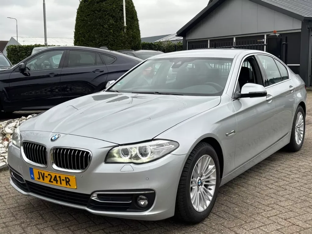 BMW 5-Serie (2016) — foto 1