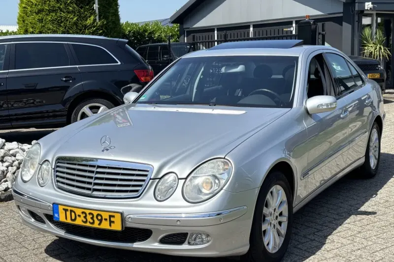 Mercedes-Benz E-Klasse (2002)