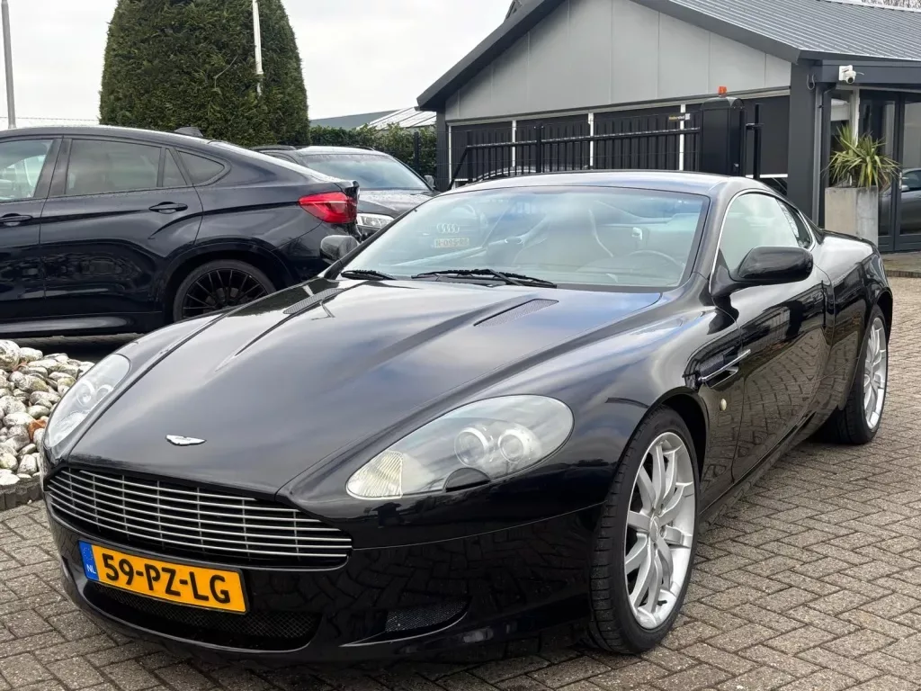 Aston Martin DB9 (2005) — foto 1