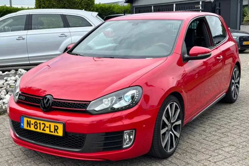 Volkswagen Golf (2012)