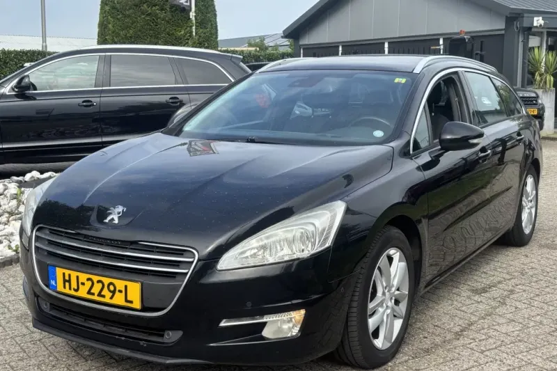 Peugeot 508 (2012)