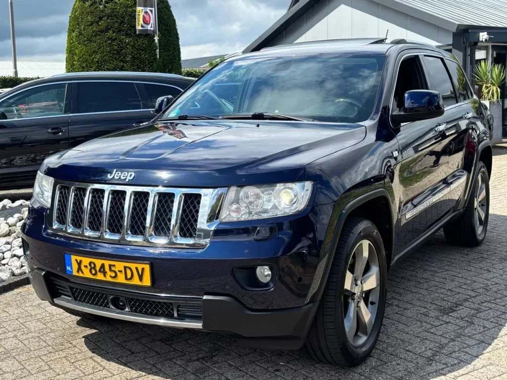 Jeep Grand Cherokee (2013) — foto 1