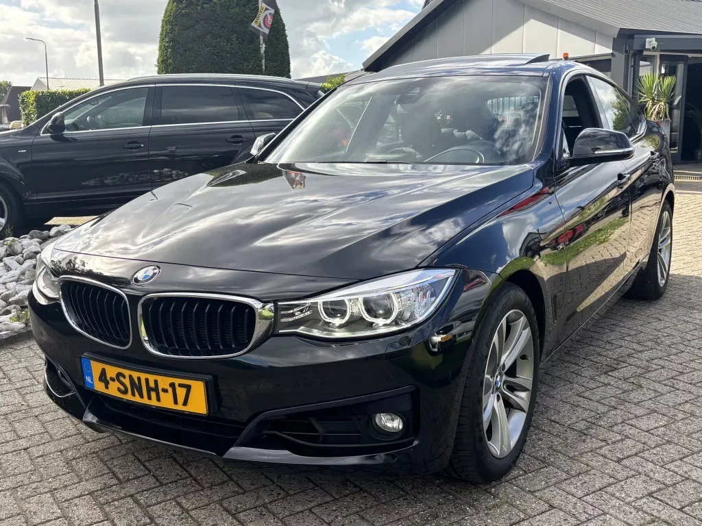 BMW 3-Serie (2013) — foto 1