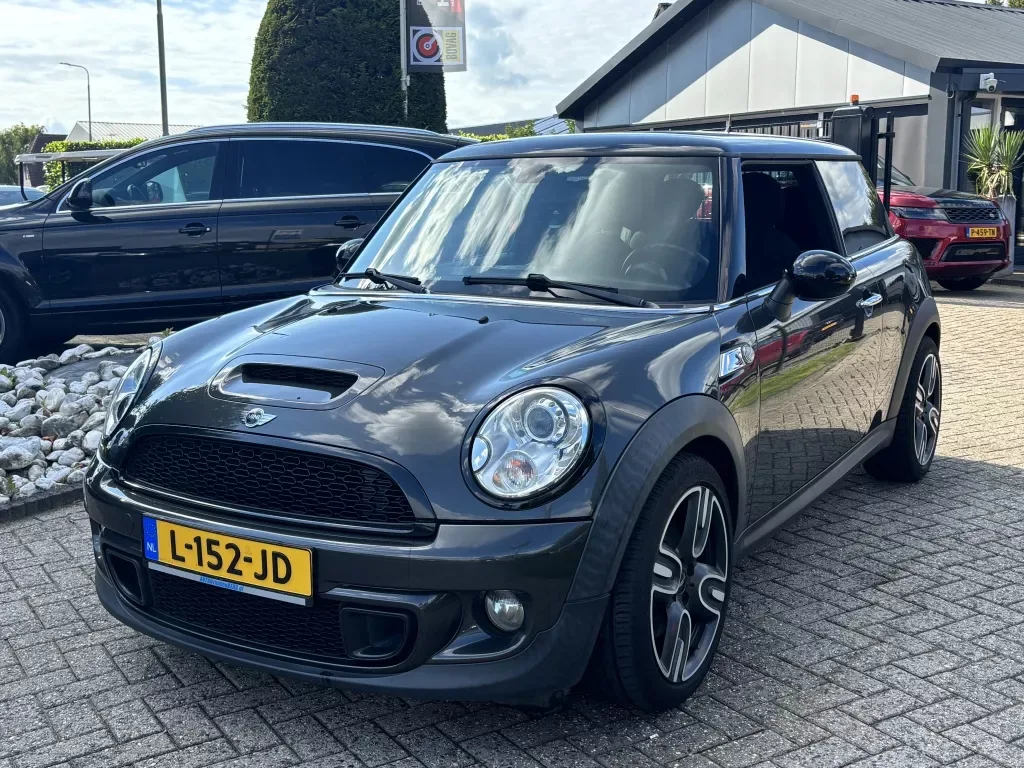 MINI Cooper S (2012) — foto 1