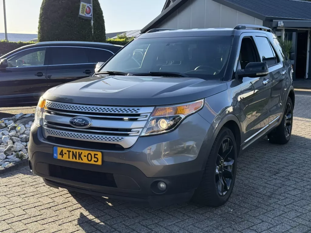 Ford Explorer (2013) — foto 1