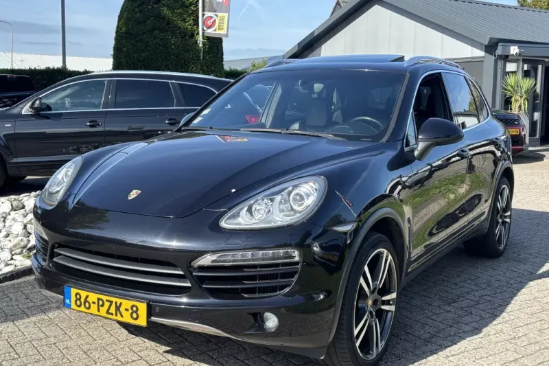 Porsche Cayenne (2011)