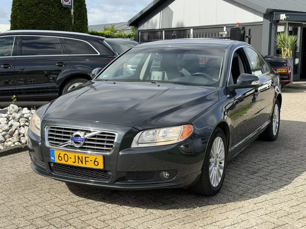 Volvo S80 (2009) — foto 1