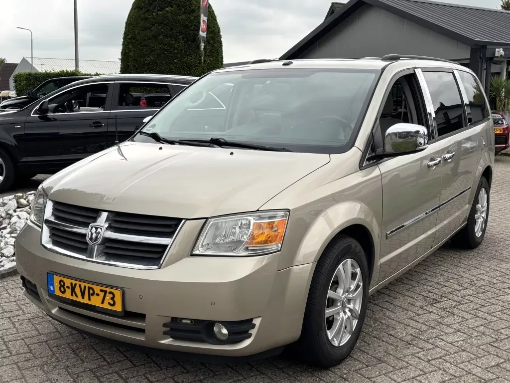 Dodge Grand Caravan (2008) — foto 1
