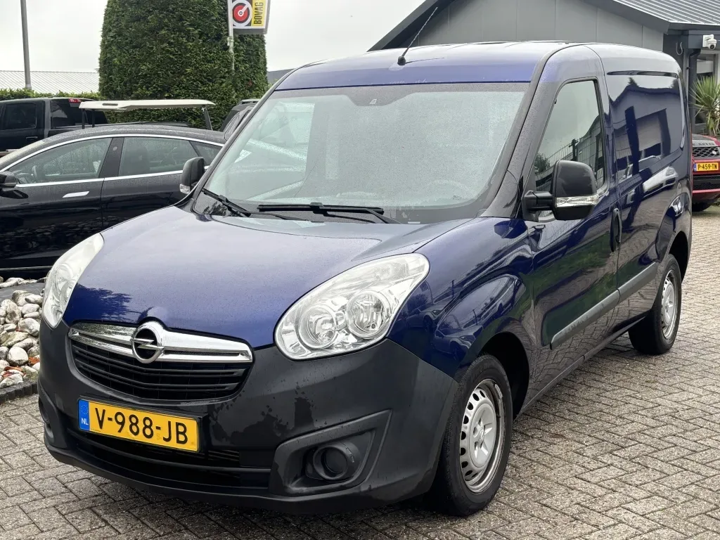 Opel Combo (2013) — foto 1