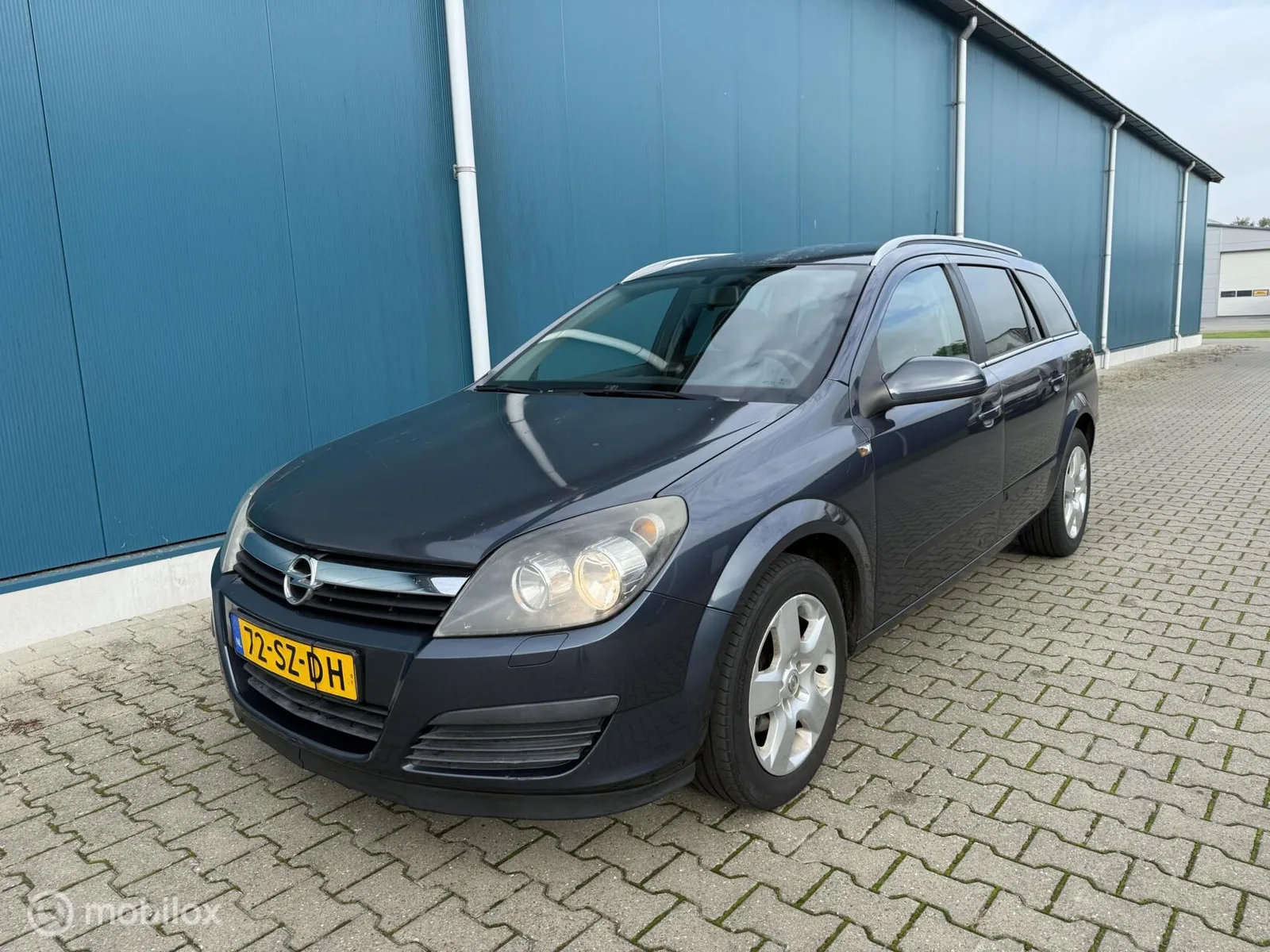 Opel Astra (2006) — foto 1