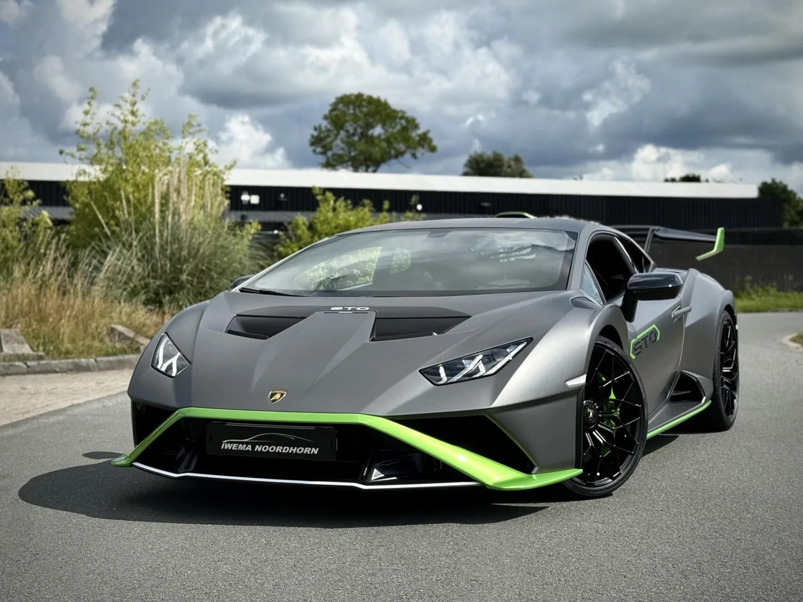 Lamborghini Huracán (2023) — foto 1