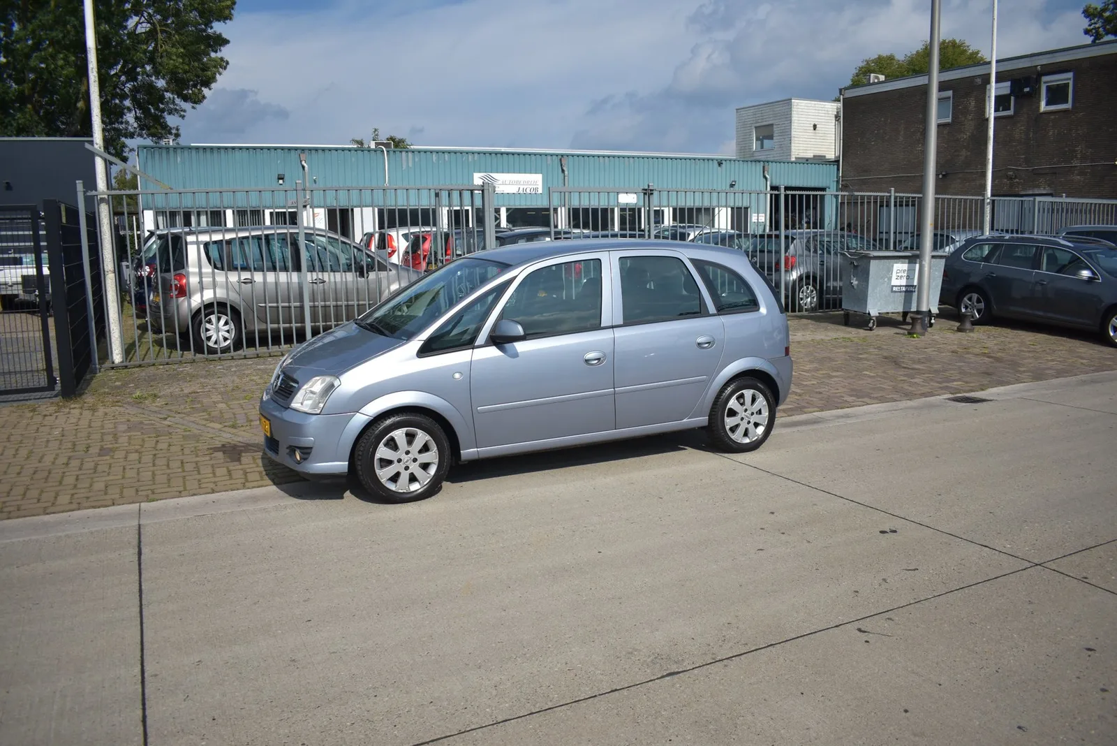 Opel Meriva (2008) — foto 1