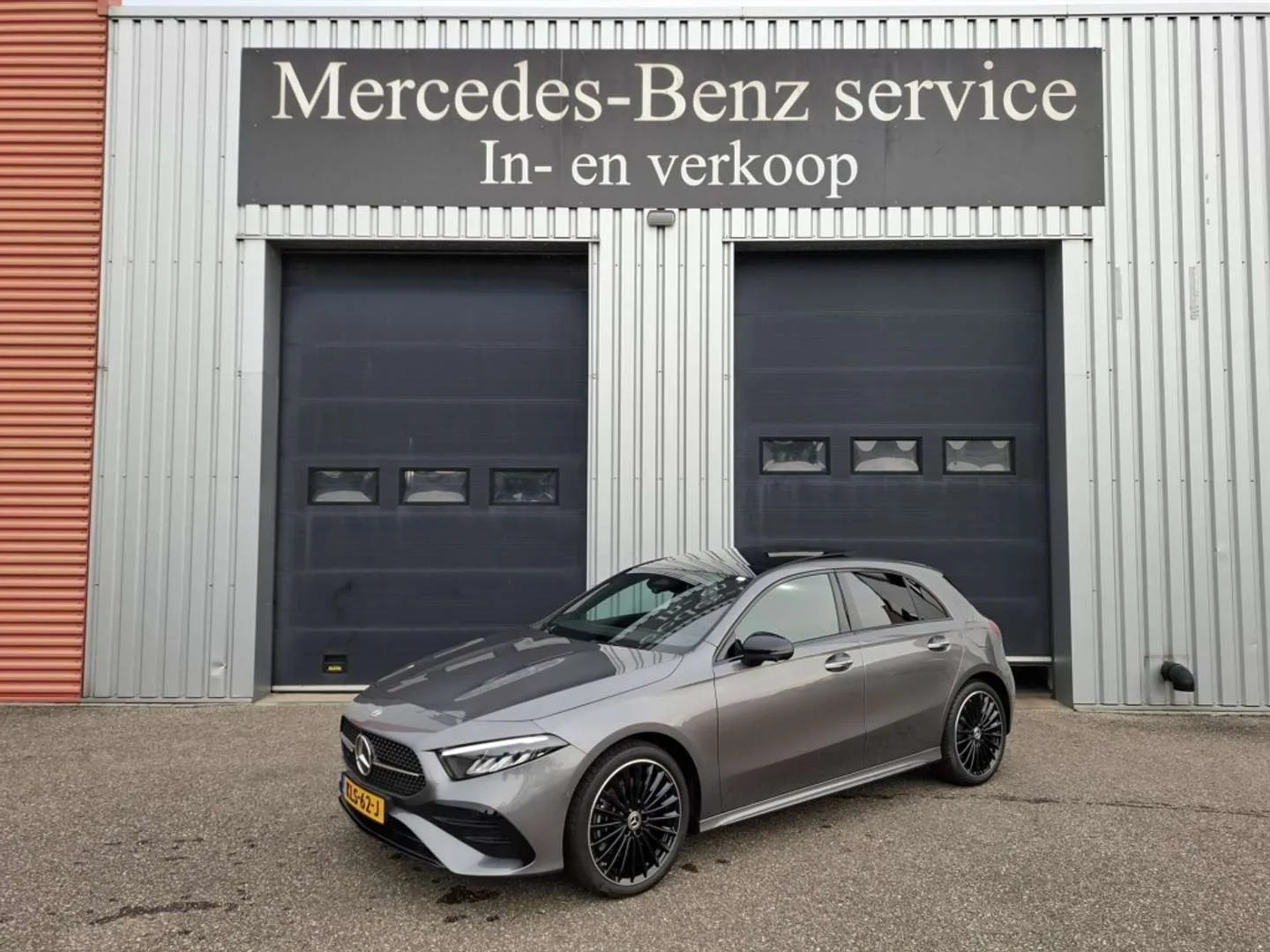 Mercedes-Benz van (2025) — foto 1
