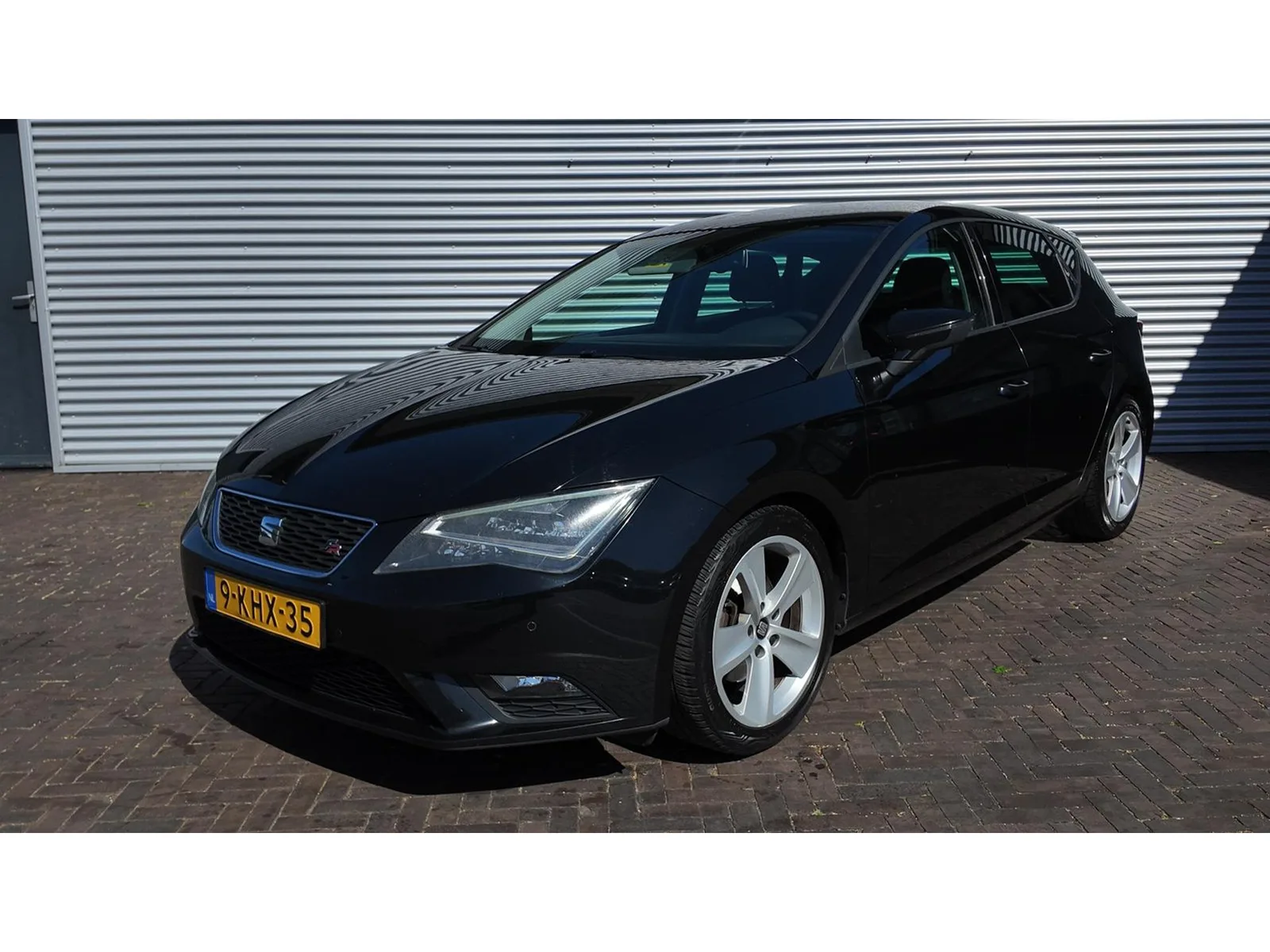SEAT Leon (2013) — foto 1