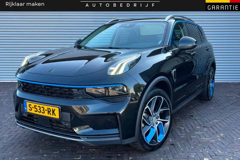Lynk & Co 01 (2023)