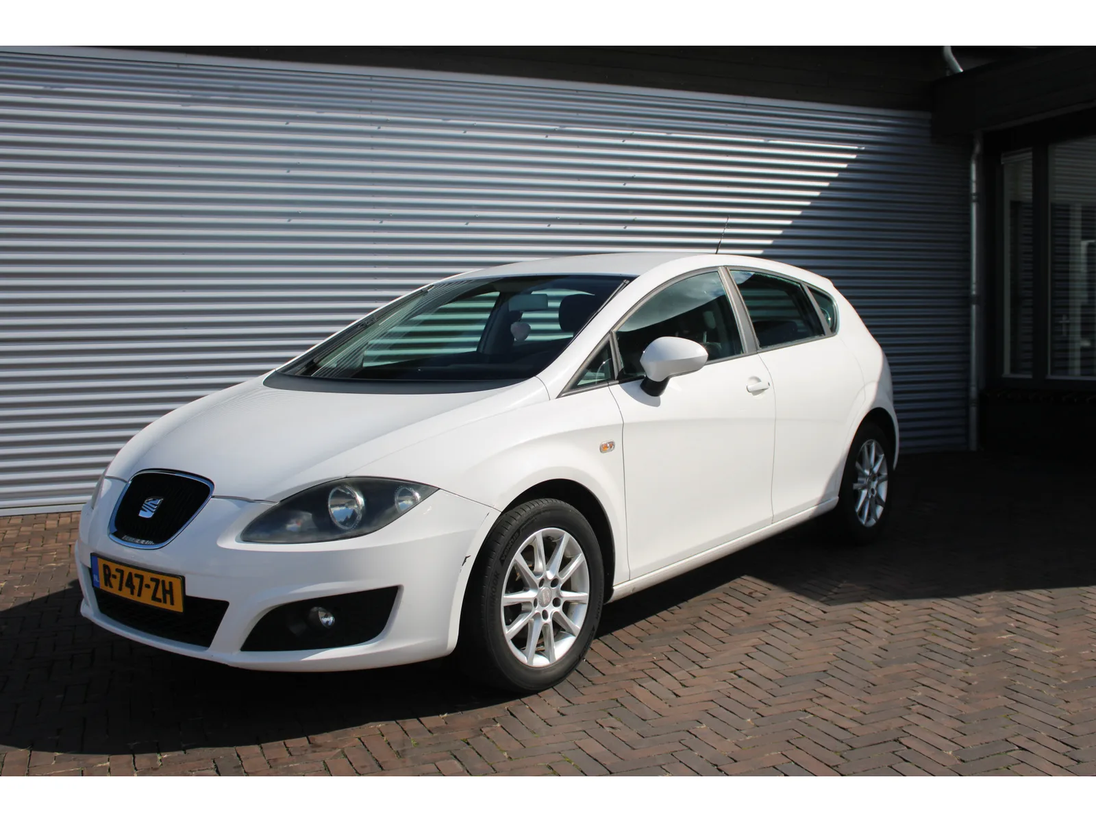 SEAT Leon (2012) — foto 1