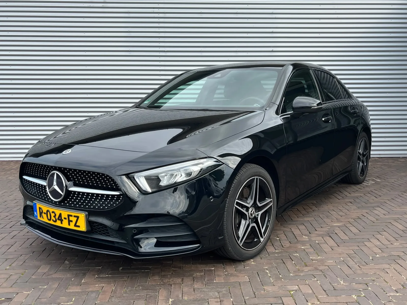 Mercedes-Benz A-Klasse (2022) — foto 1