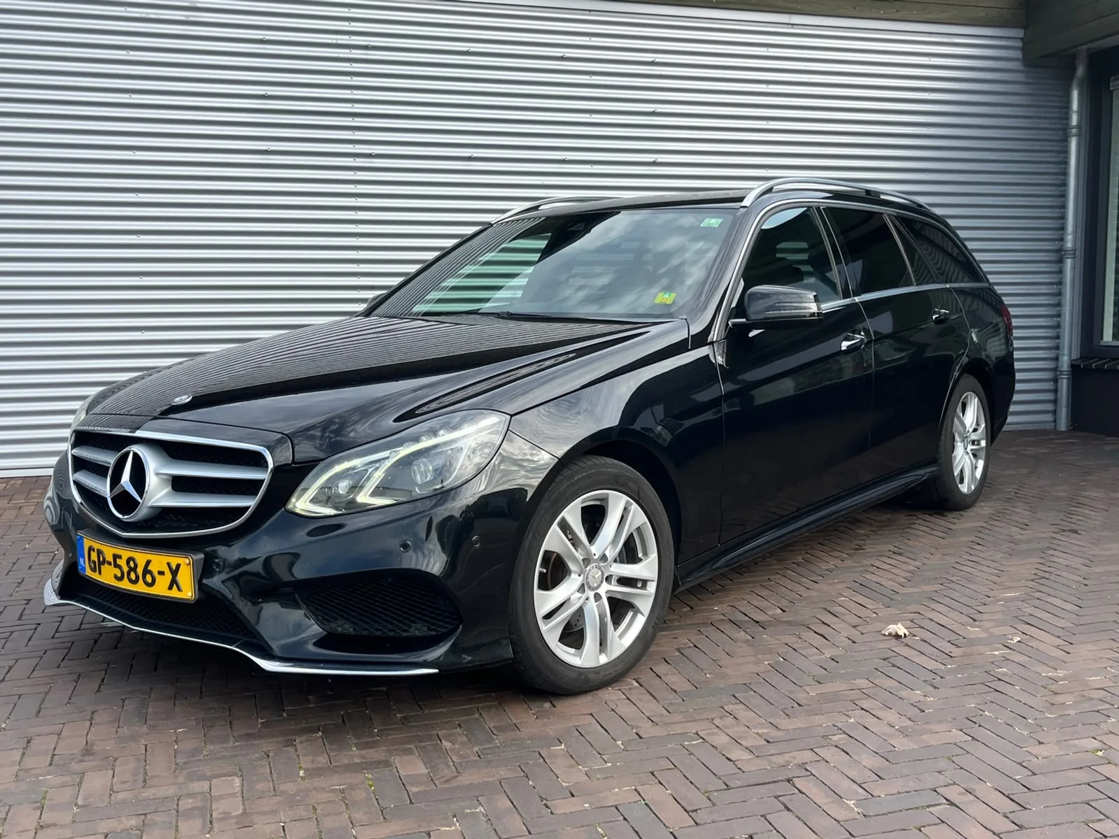 Mercedes-Benz E-Klasse (2013) — foto 1