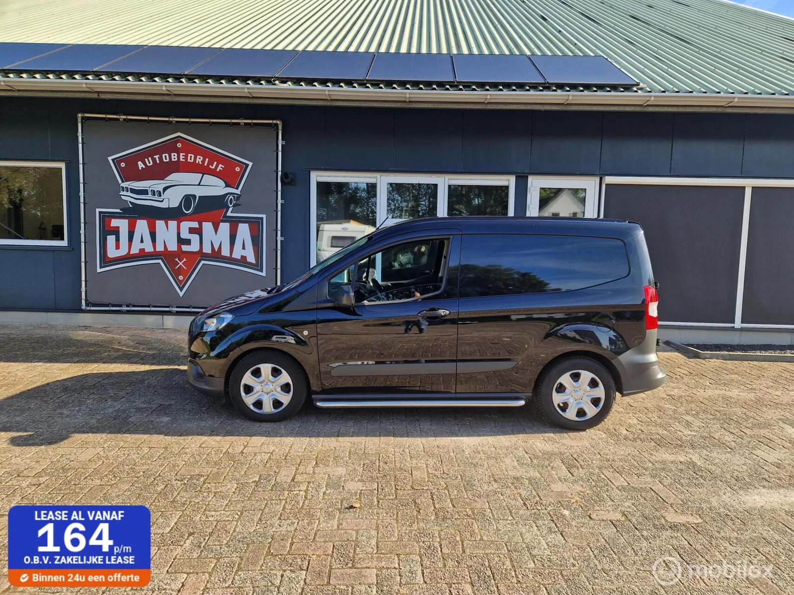 Ford Transit Courier (2020) — foto 1