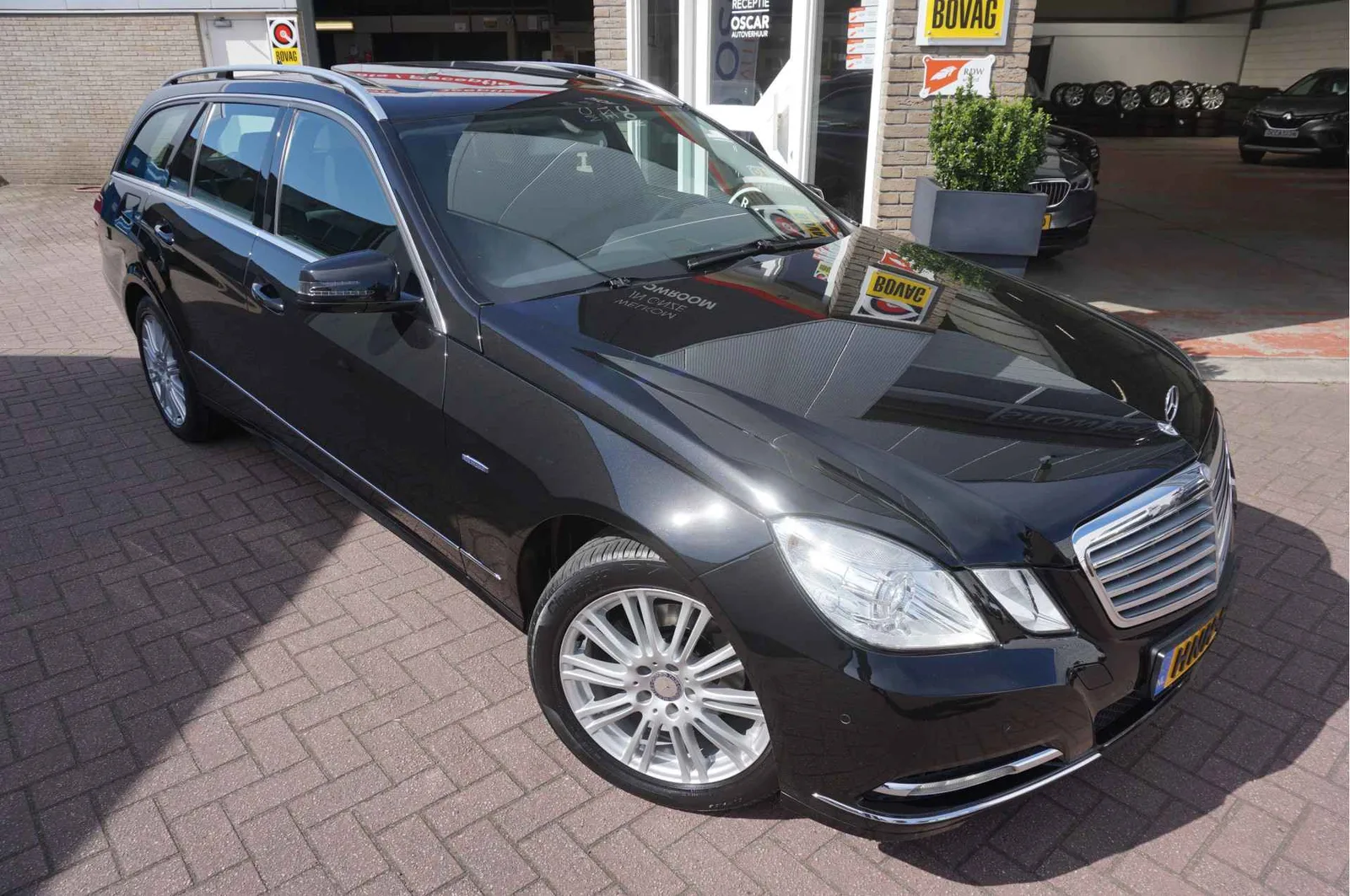 Mercedes-Benz E-Klasse (2012) — foto 1