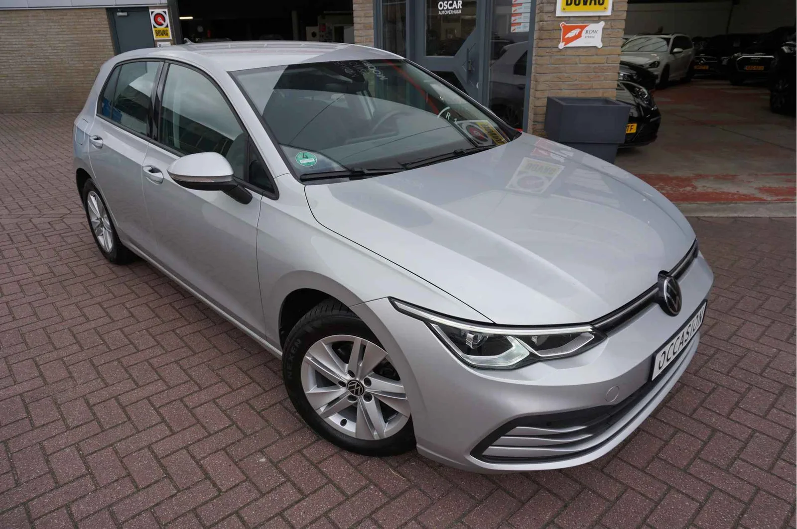 Volkswagen Golf (2023) — foto 1
