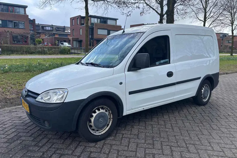 Opel Combo (2011)