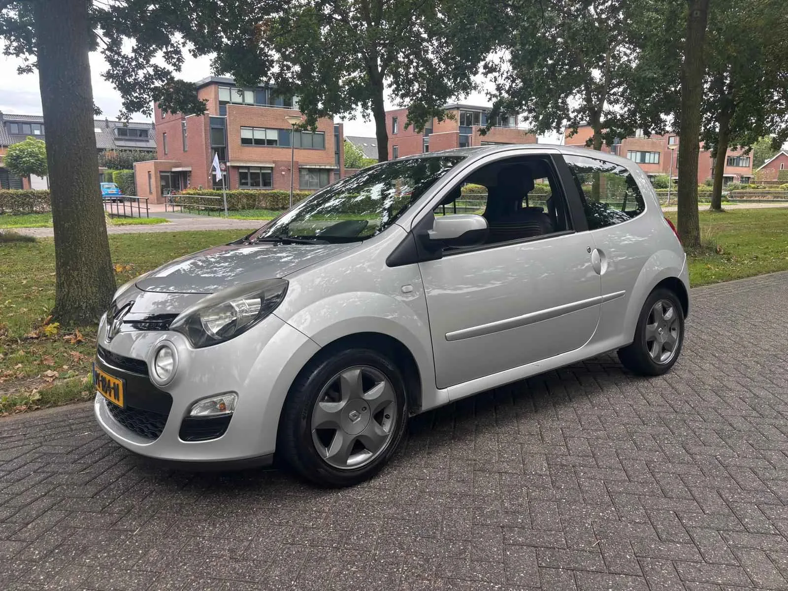 Renault Twingo (2013) — foto 1
