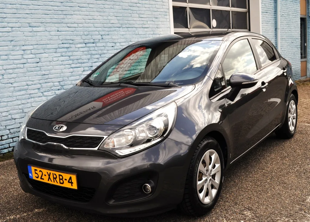 Kia Rio (2012) — foto 1