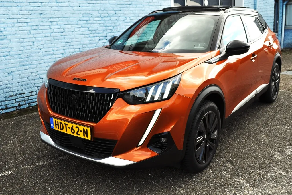 Peugeot 2008 (2020) — foto 1