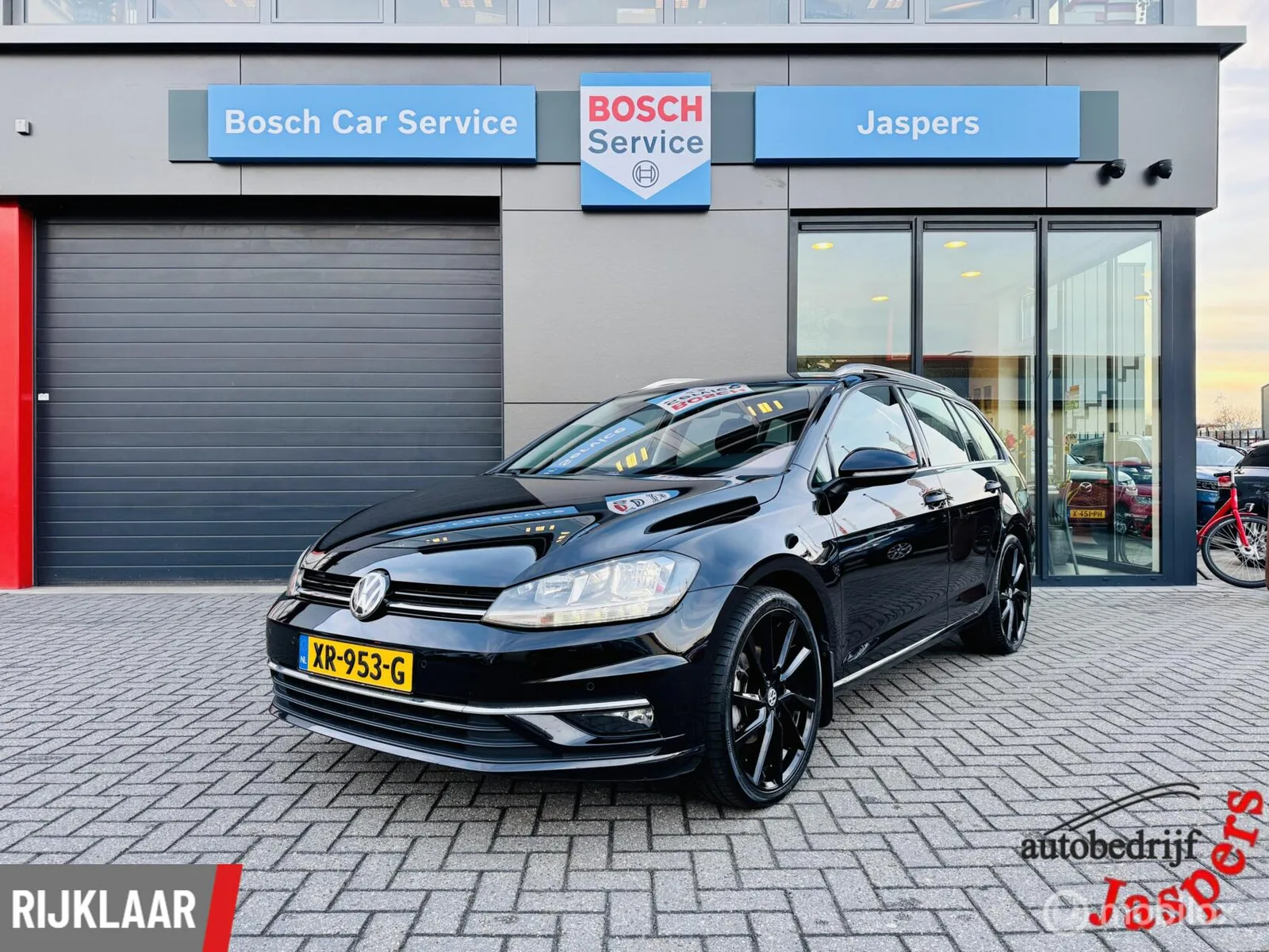 Volkswagen Golf (2019) — foto 1