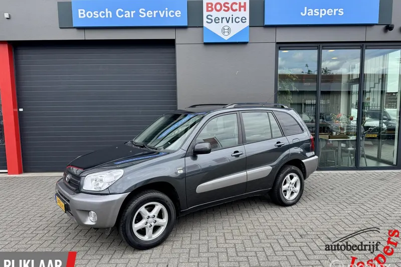 Toyota RAV4 (2005)