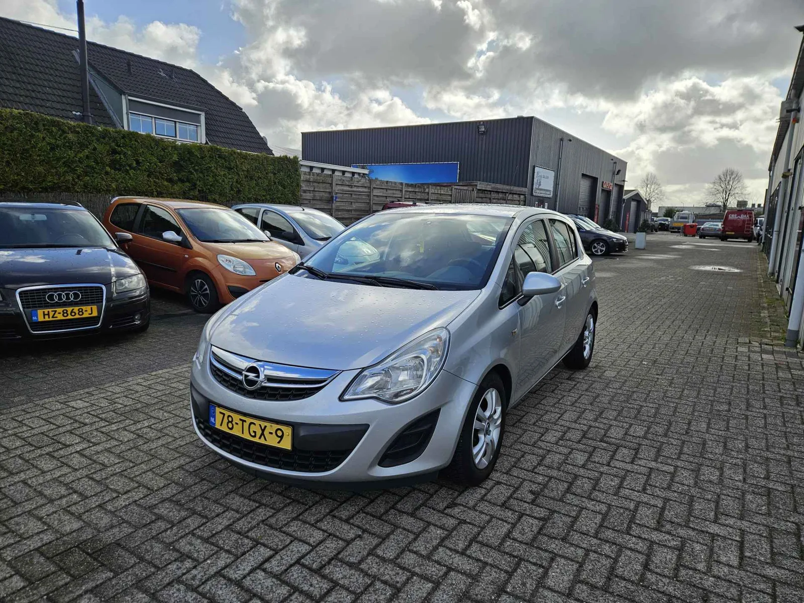 Opel Corsa (2012) — foto 1
