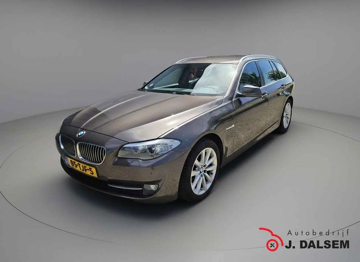 BMW 5-Serie (2012) — foto 1