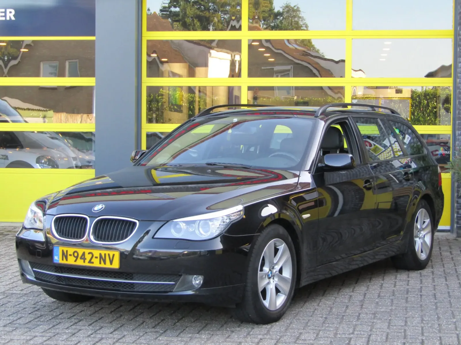 BMW 5-Serie (2008) — foto 1