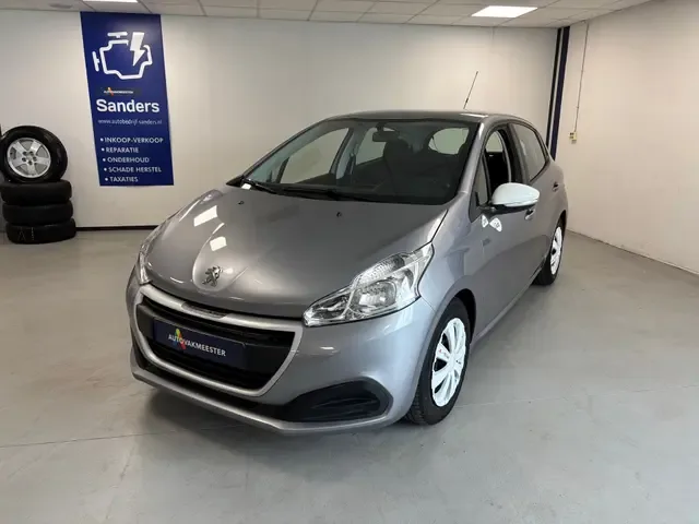 Peugeot 208 (2019) — foto 1