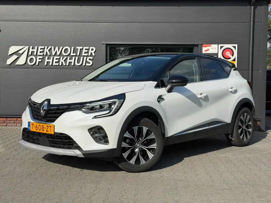 Renault Captur (2023) — foto 1