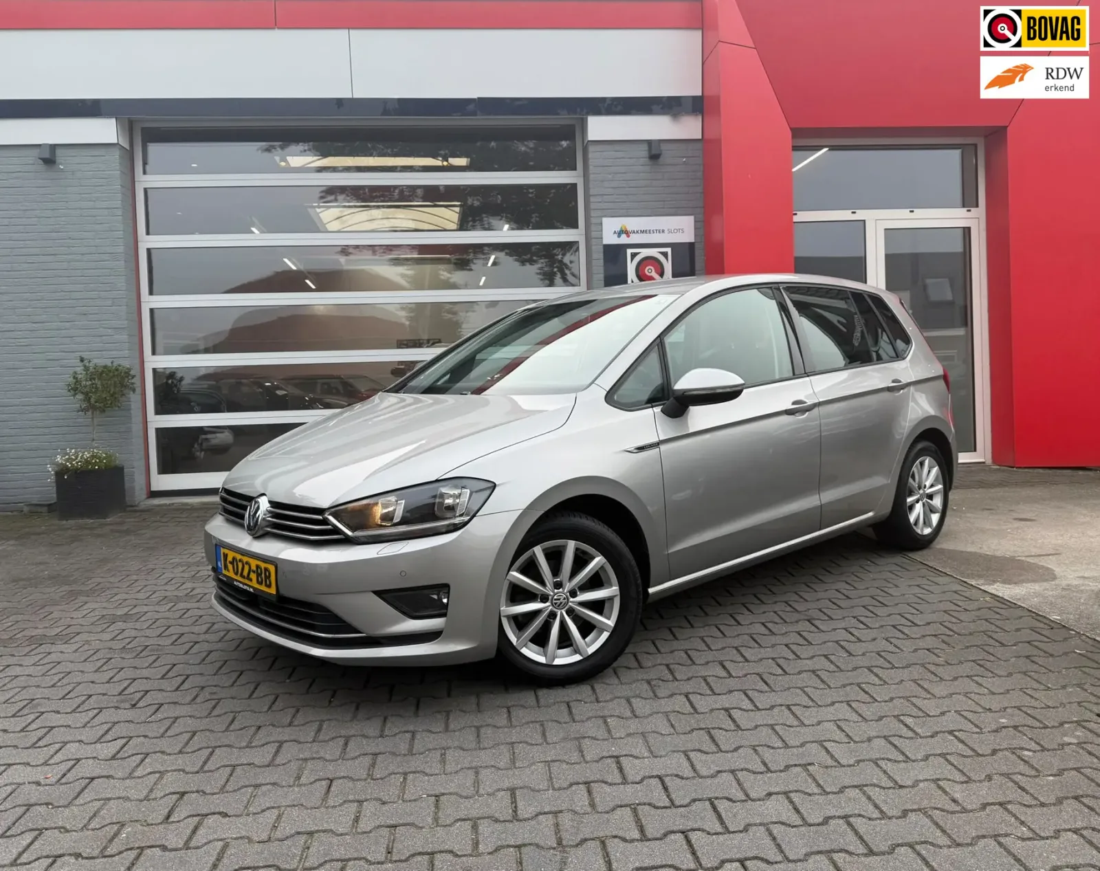 Volkswagen Golf Sportsvan (2015) — foto 1