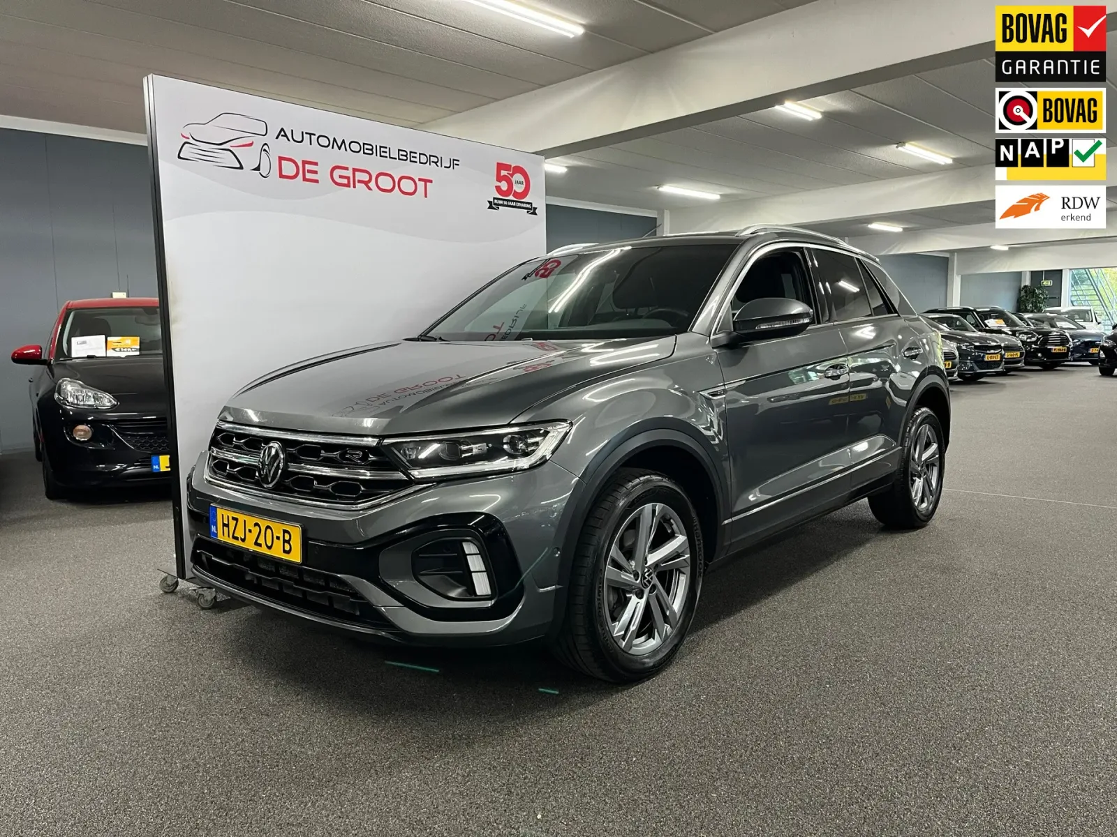 Volkswagen T-Roc (2025) — foto 1