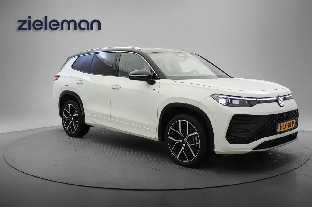 Volkswagen Tayron (2025) — foto 1