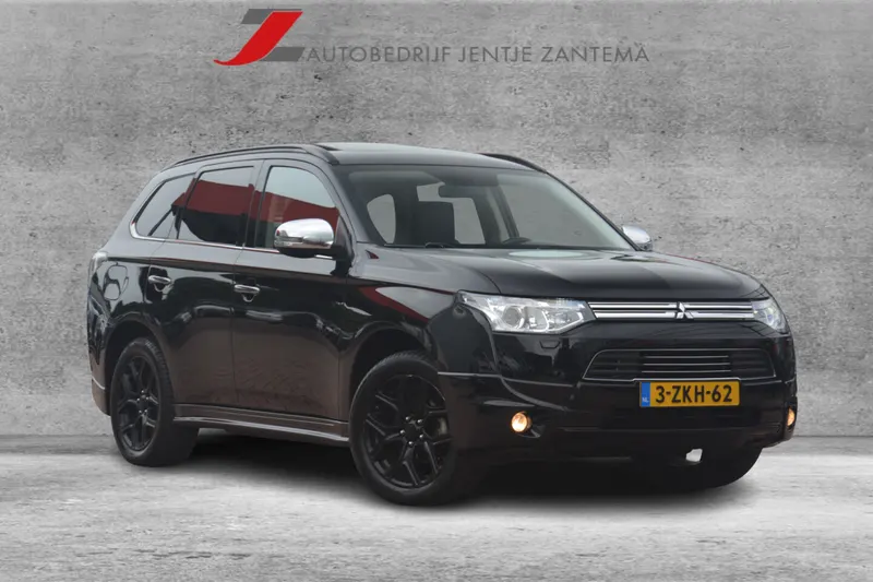 Mitsubishi Outlander (2015)