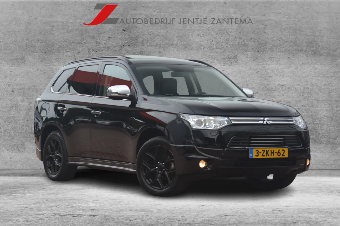 Mitsubishi Outlander (2015) — foto 1