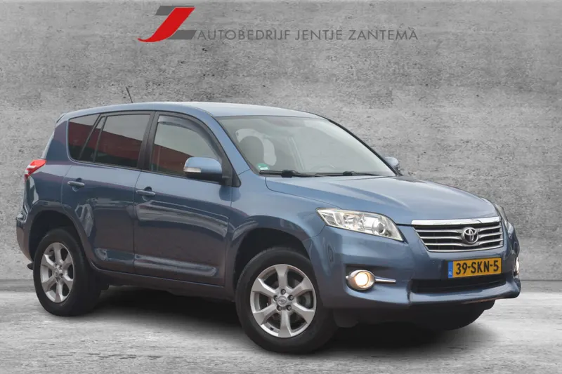 Toyota RAV4 (2011)