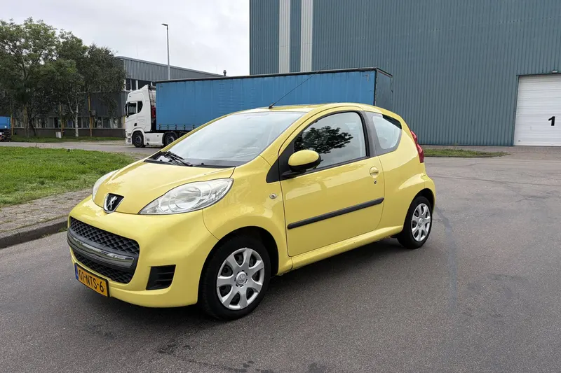 Peugeot 107 (2010)