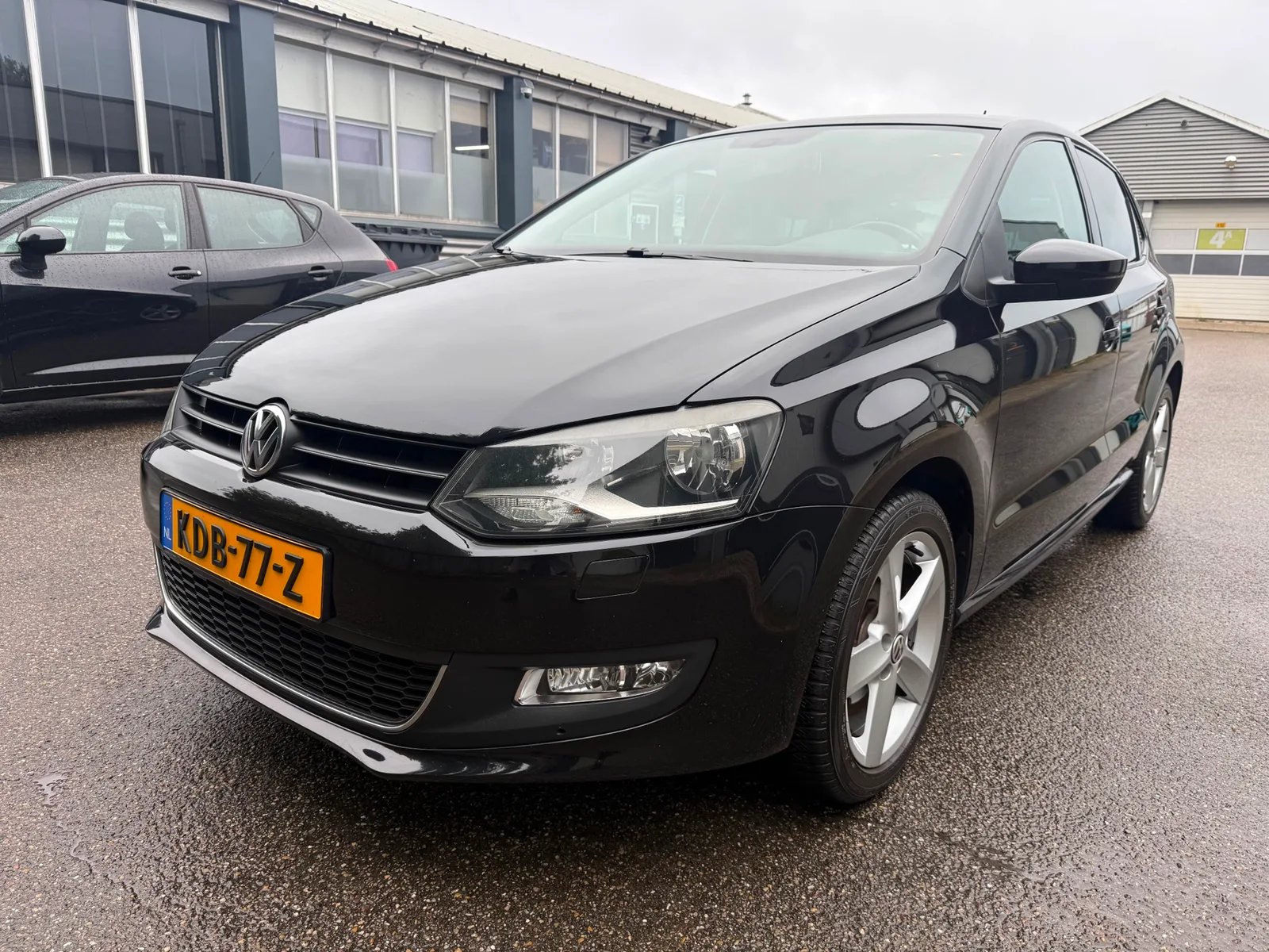 Volkswagen Polo (2010) — foto 1