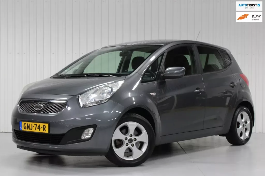 Kia Venga (2011) — foto 1