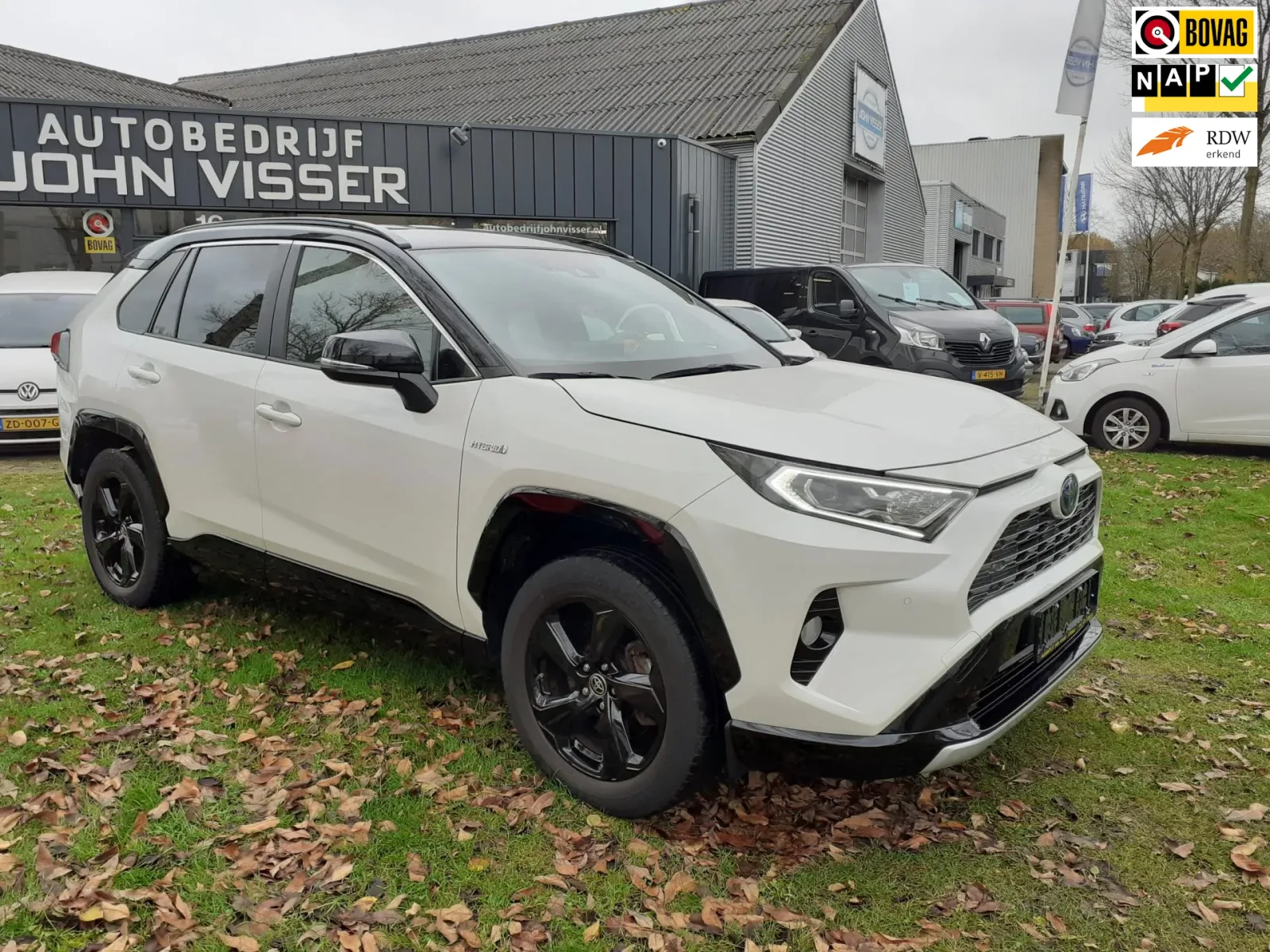 Toyota RAV4 (2020) — foto 1