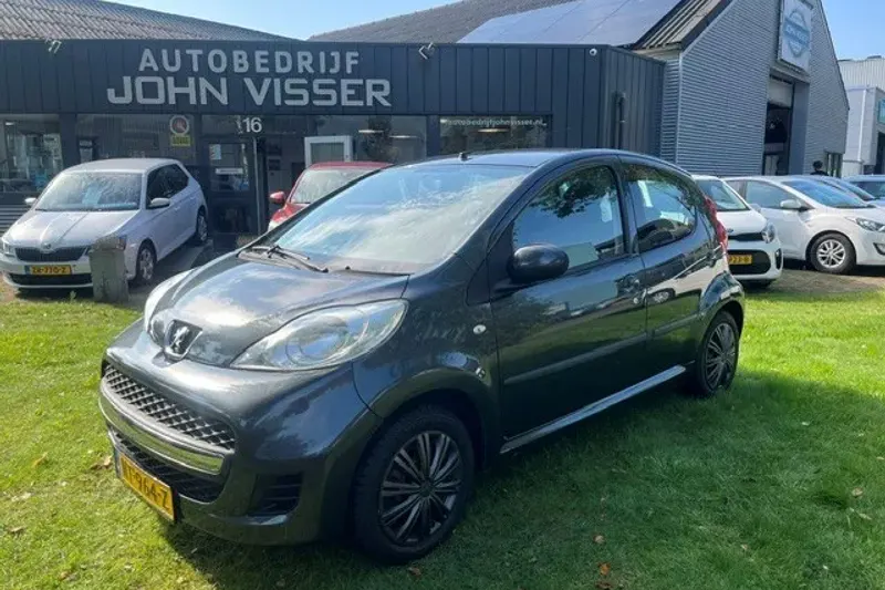 Peugeot 107 (2011)