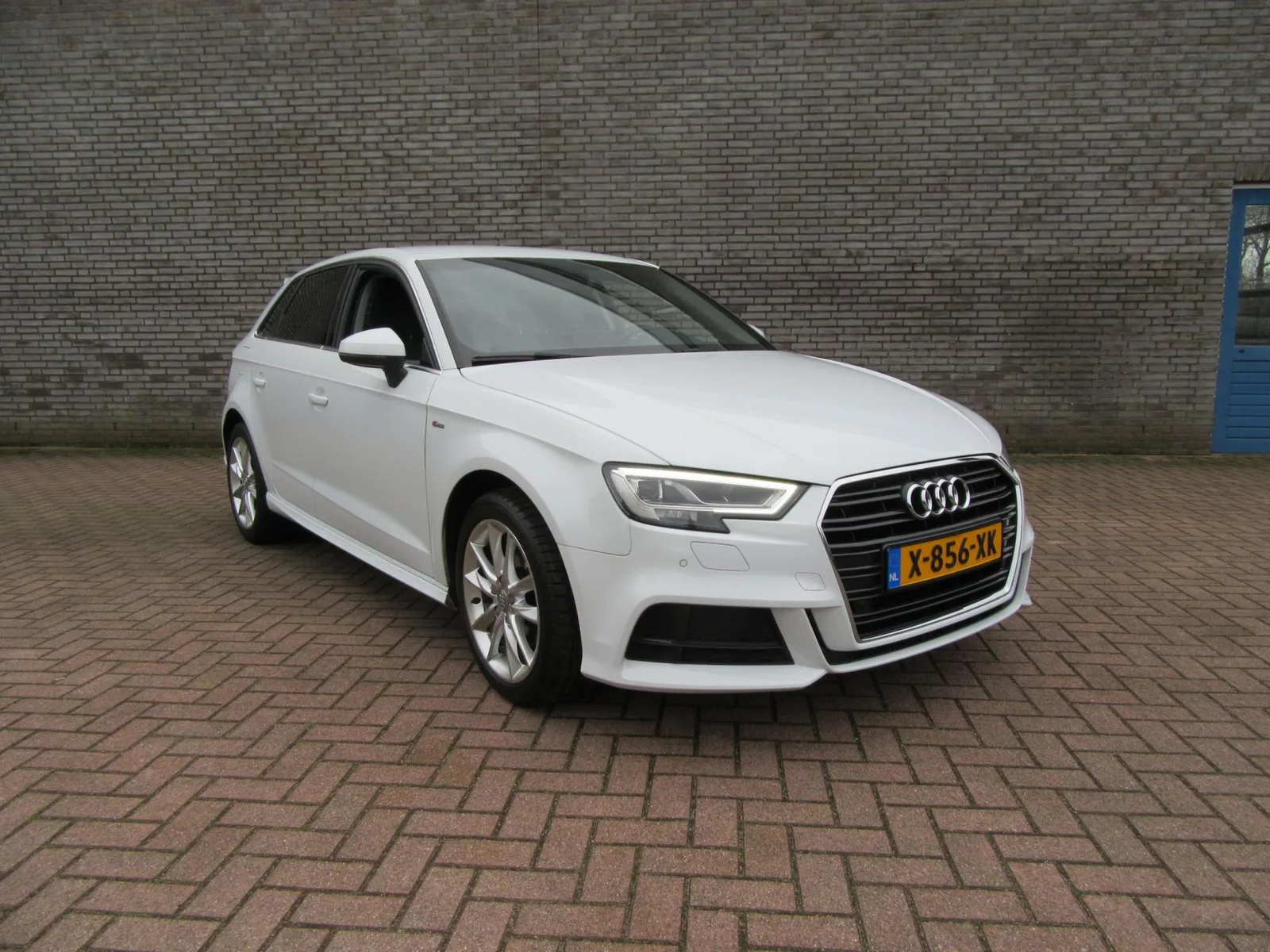 Audi A3 (2018) — foto 1