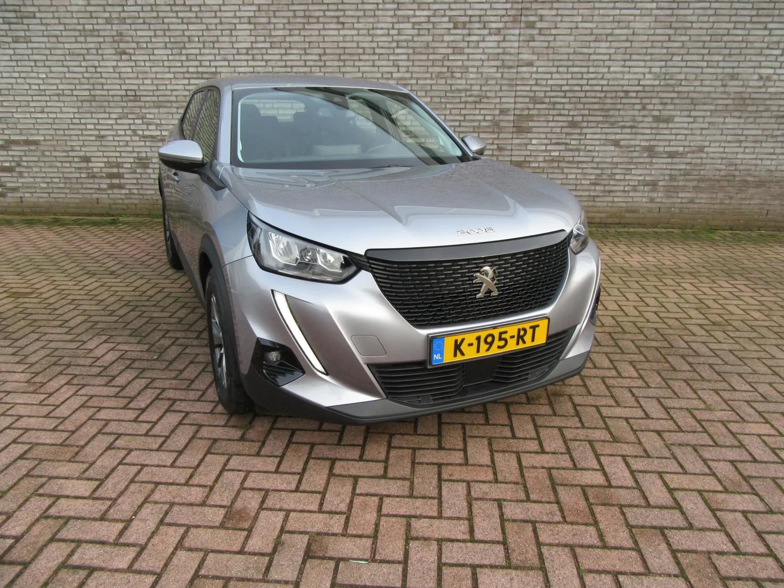 Peugeot 2008 (2020) — foto 1